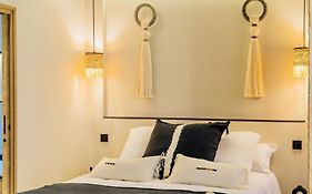 Host Inn Le Lumiere SPA&CINÉMA